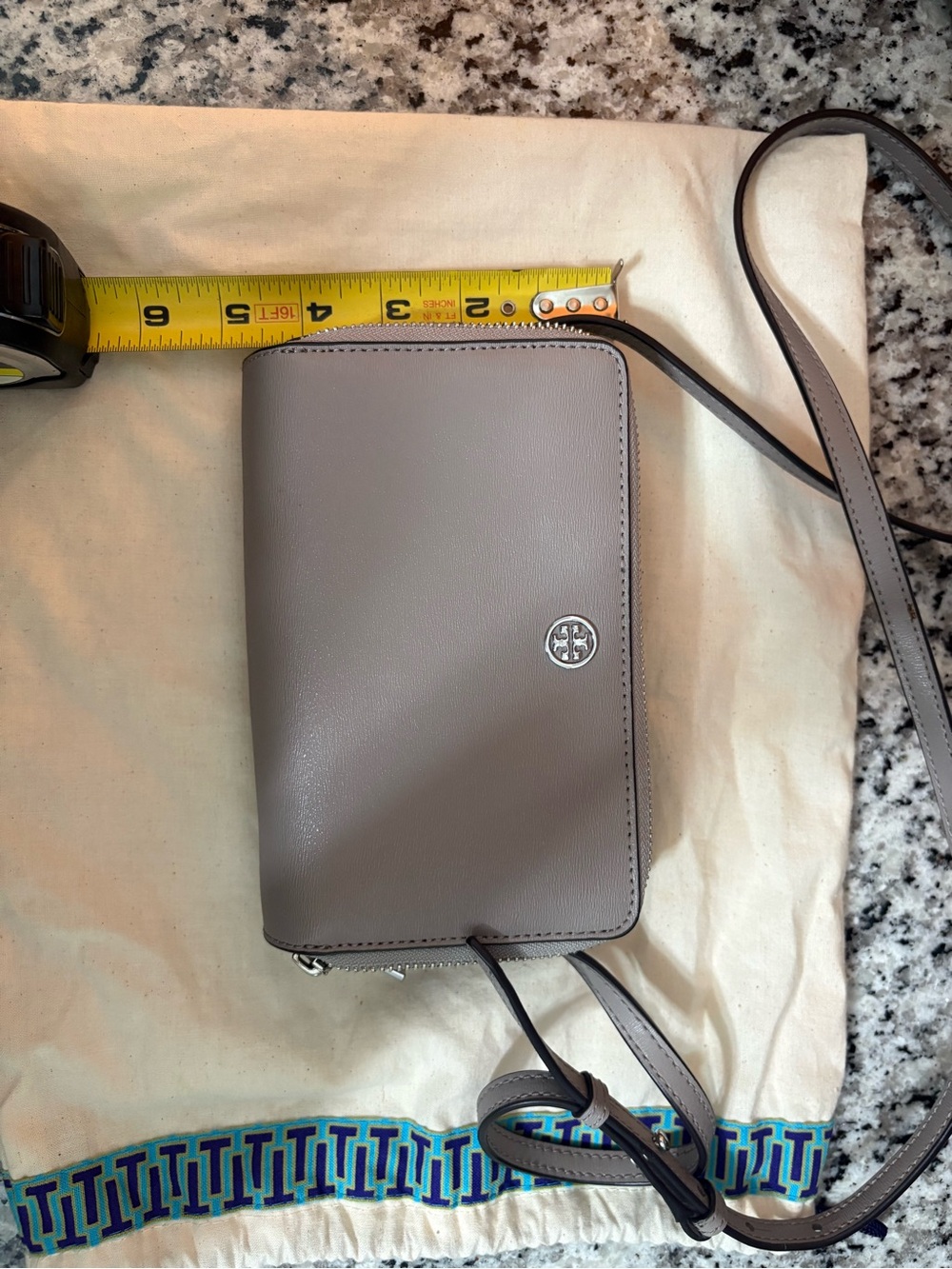 Tory Burch Light Taupe Leather Crossbody Wallet - Picture 5 of 5